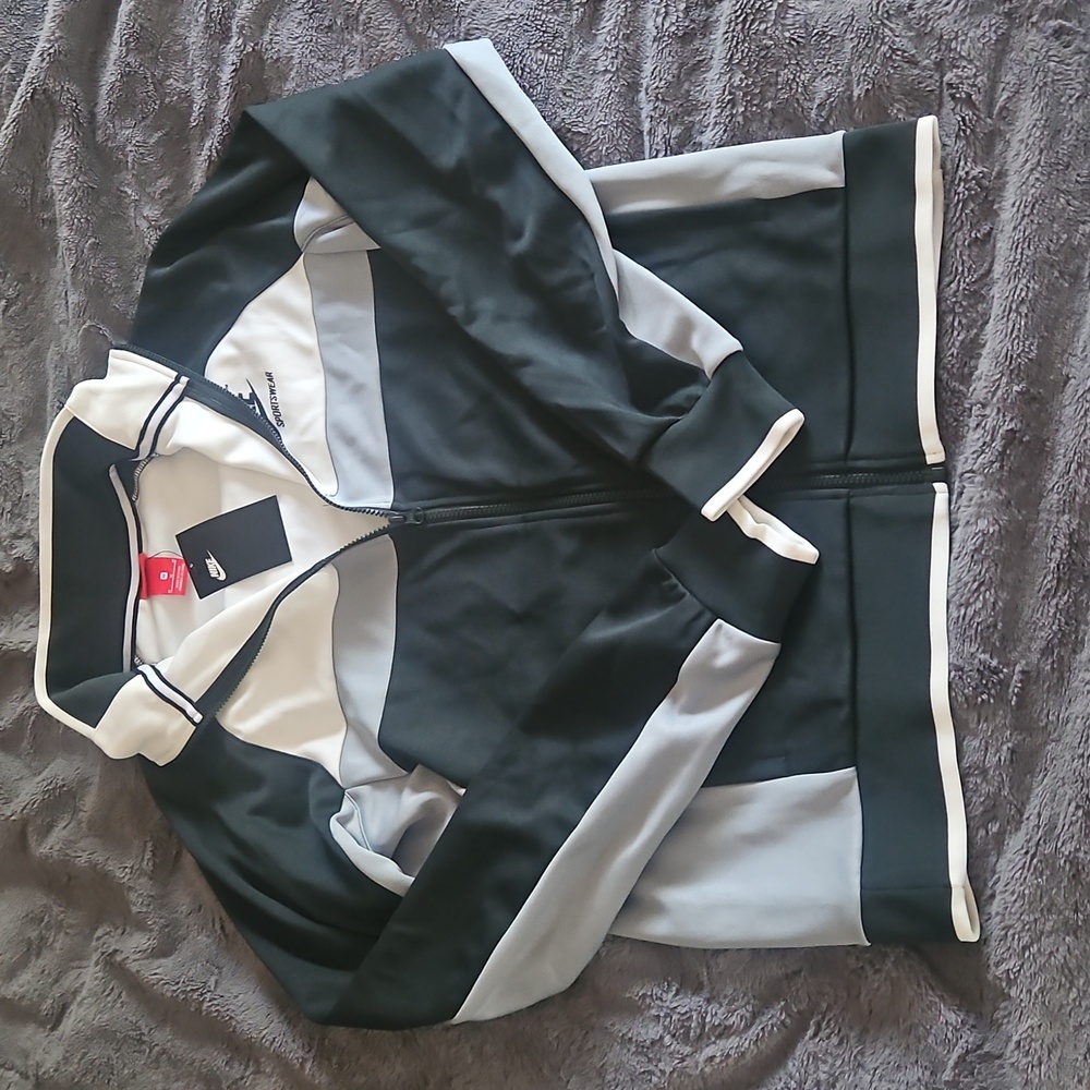 NWT Nike Sports Mens M zip up jacket dark green gray and white